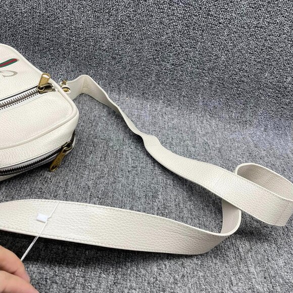 100% Authentic Gucci Leather Crossbody Bag - Picture 15 of 15